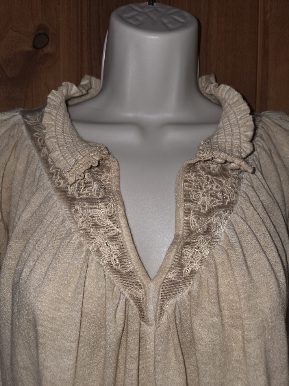 gimmicks‎ by BKE Cream Ruffled Boho Peasant Blouse - Picture 2 of 13